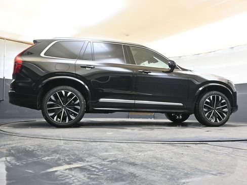 New 2026 Volvo XC90 B6 Plus w/ Protection Package Premier image 46