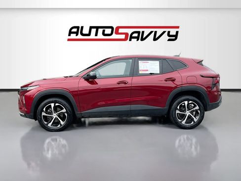 Used 2024 Chevrolet Trax RS FWD image 4
