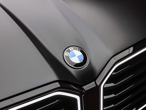 New 2026 BMW XM Label Red image 6