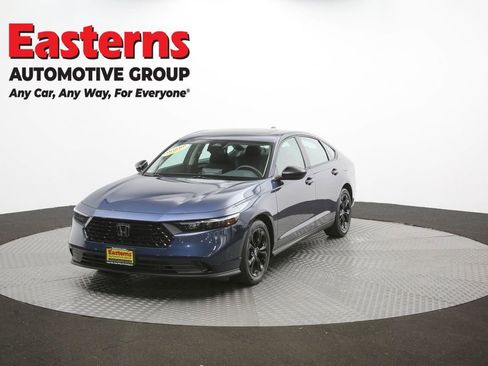 Used 2025 Honda Accord SE image 55