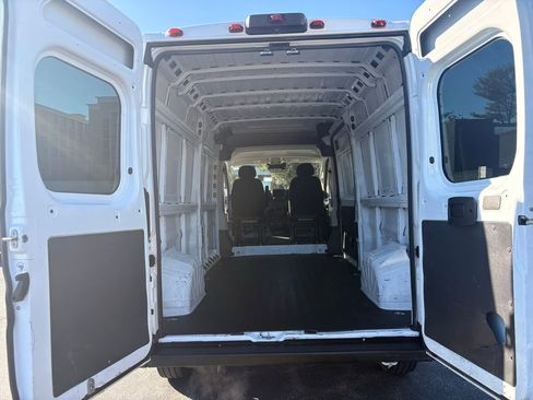 Used 2022 RAM ProMaster 2500 image 15