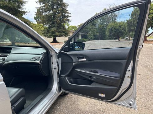 Used 2012 Honda Accord SE image 31