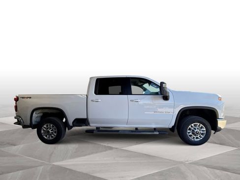 Used 2025 Chevrolet Silverado 2500 LT w/ Convenience Package AWD/4WD image 9