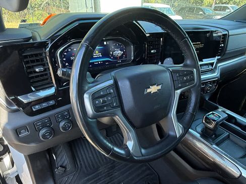 Used 2023 Chevrolet Silverado 1500 LTZ w/ Technology Package AWD/4WD image 10