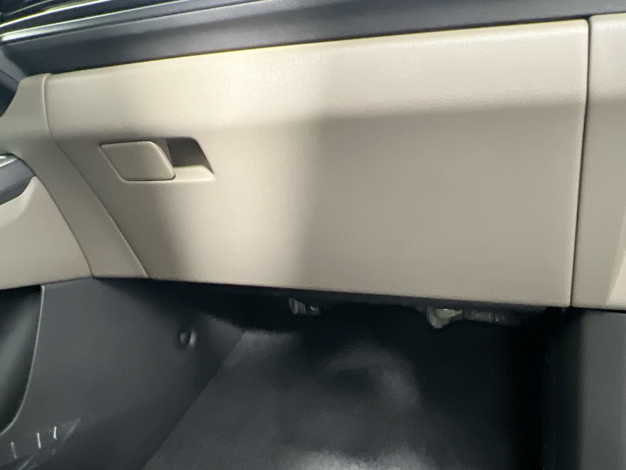 New 2026 Kia Carnival FWD image 37