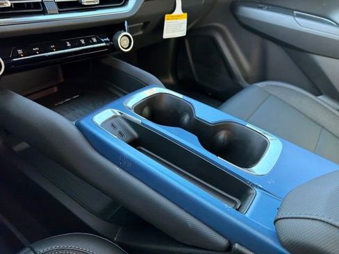 New 2026 Chevrolet Equinox EV LT image 31