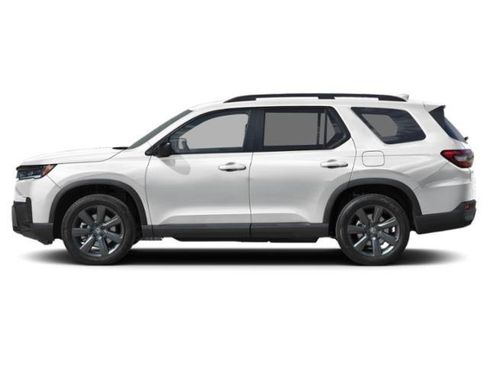 New 2026 Honda Pilot Sport image 3