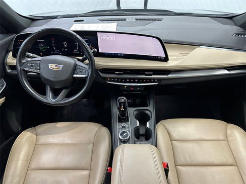 Used 2024 Cadillac XT4 Premium Luxury image 24