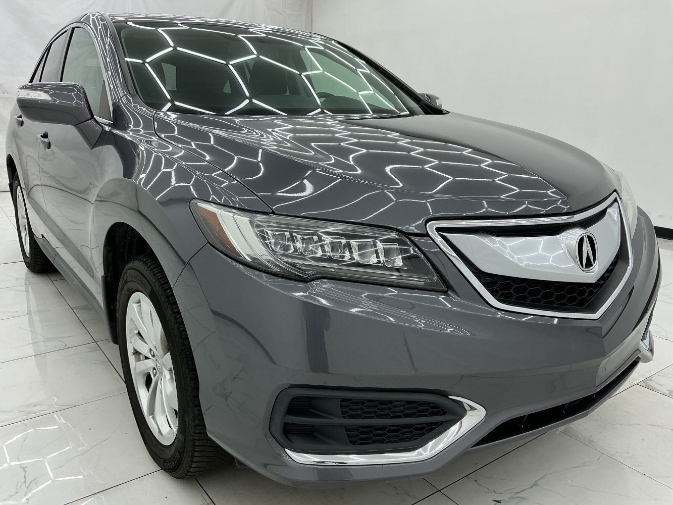 Used 2017 Acura RDX w/ Technology Package FWD image 3