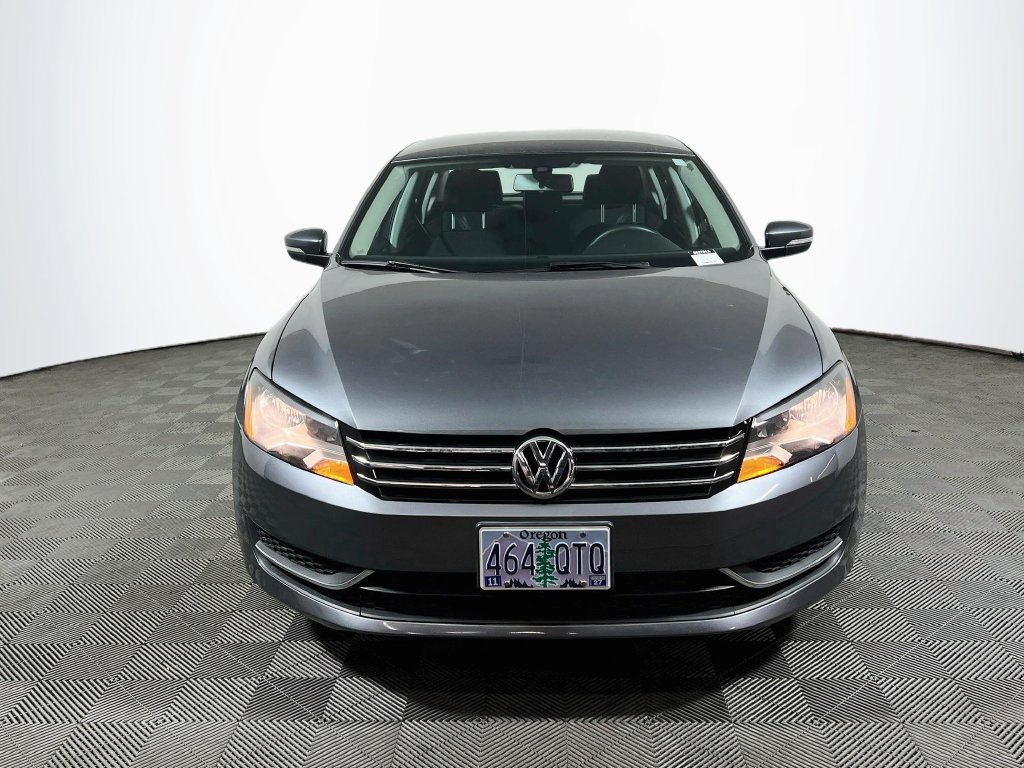 Used 2014 Volkswagen Passat 1.8T S FWD image 2