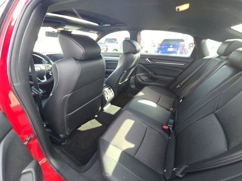 Used 2021 Honda Accord Sport image 10