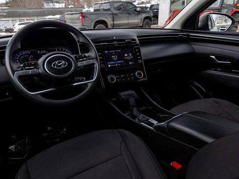 Used 2023 Hyundai Tucson SE image 17