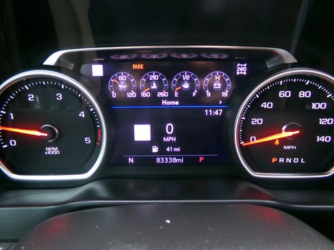 Used 2021 Chevrolet Silverado 2500 High Country w/ Z71 Off-Road Package image 9