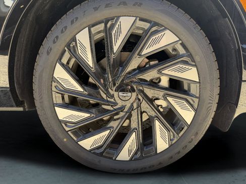 New 2026 Lincoln Nautilus Reserve w/ Jet Appearance Package AWD/4WD image 11