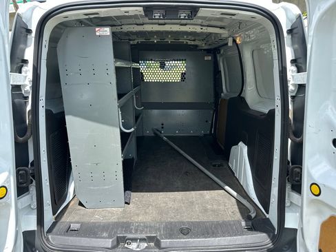 Used 2018 Ford Transit Connect XLT FWD image 20