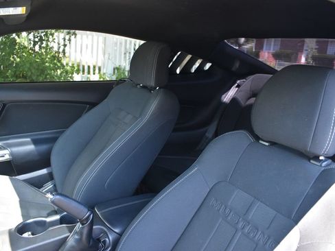 Used 2019 Ford Mustang GT w/ GT Performance Package RWD image 9