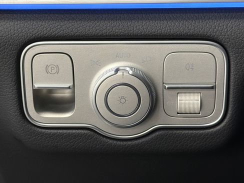 Used 2026 Mercedes-Benz GLS 450 4MATIC w/ AMG Line Exterior image 32