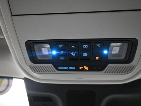 Used 2025 Ford Expedition Max Platinum image 18