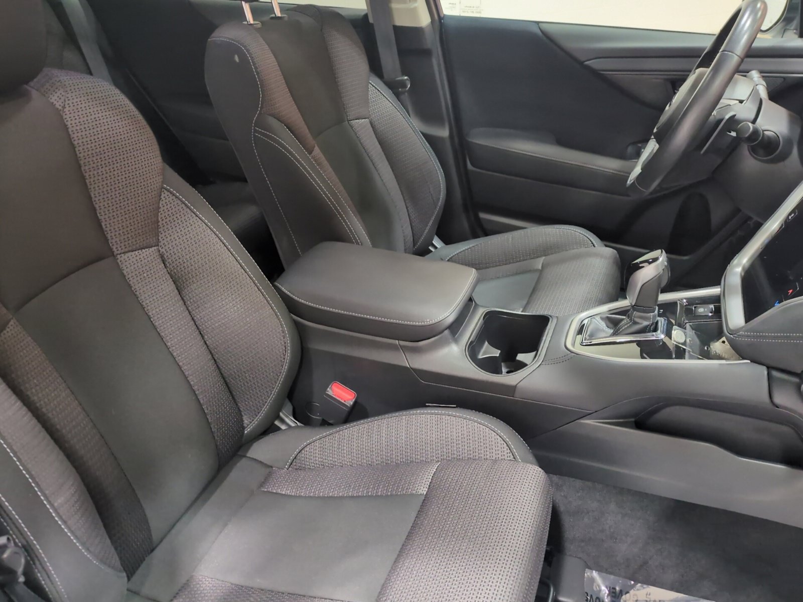 Certified 2024 Subaru Outback Premium AWD/4WD image 10