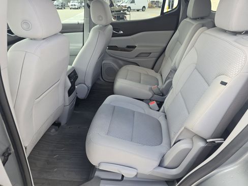 Used 2023 GMC Acadia SLE w/ LPO, Floor Liner Package image 11