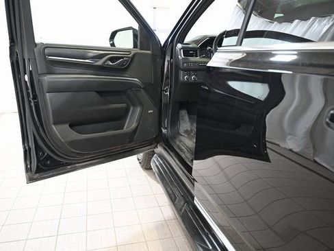 Used 2021 GMC Yukon XL Denali AWD/4WD image 23