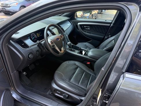 Used 2015 Ford Taurus SEL w/ Equipment Group 201A FWD image 9