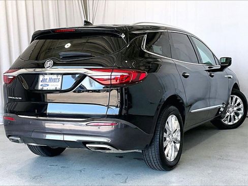 Used 2021 Buick Enclave Essence w/ Sound and Sites Package image 13