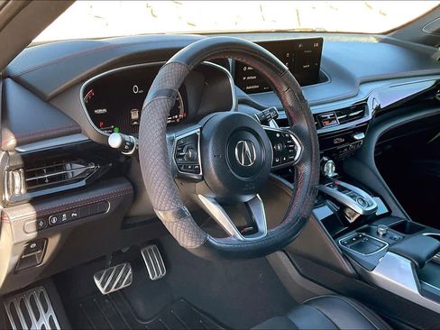 Used 2023 Acura MDX A-Spec image 17