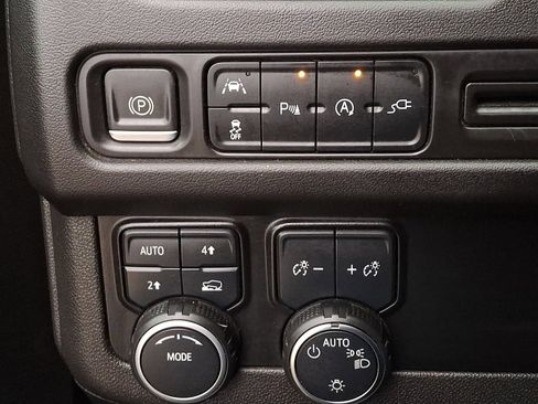 Used 2022 Chevrolet Tahoe LS w/ Driver Alert Package image 26