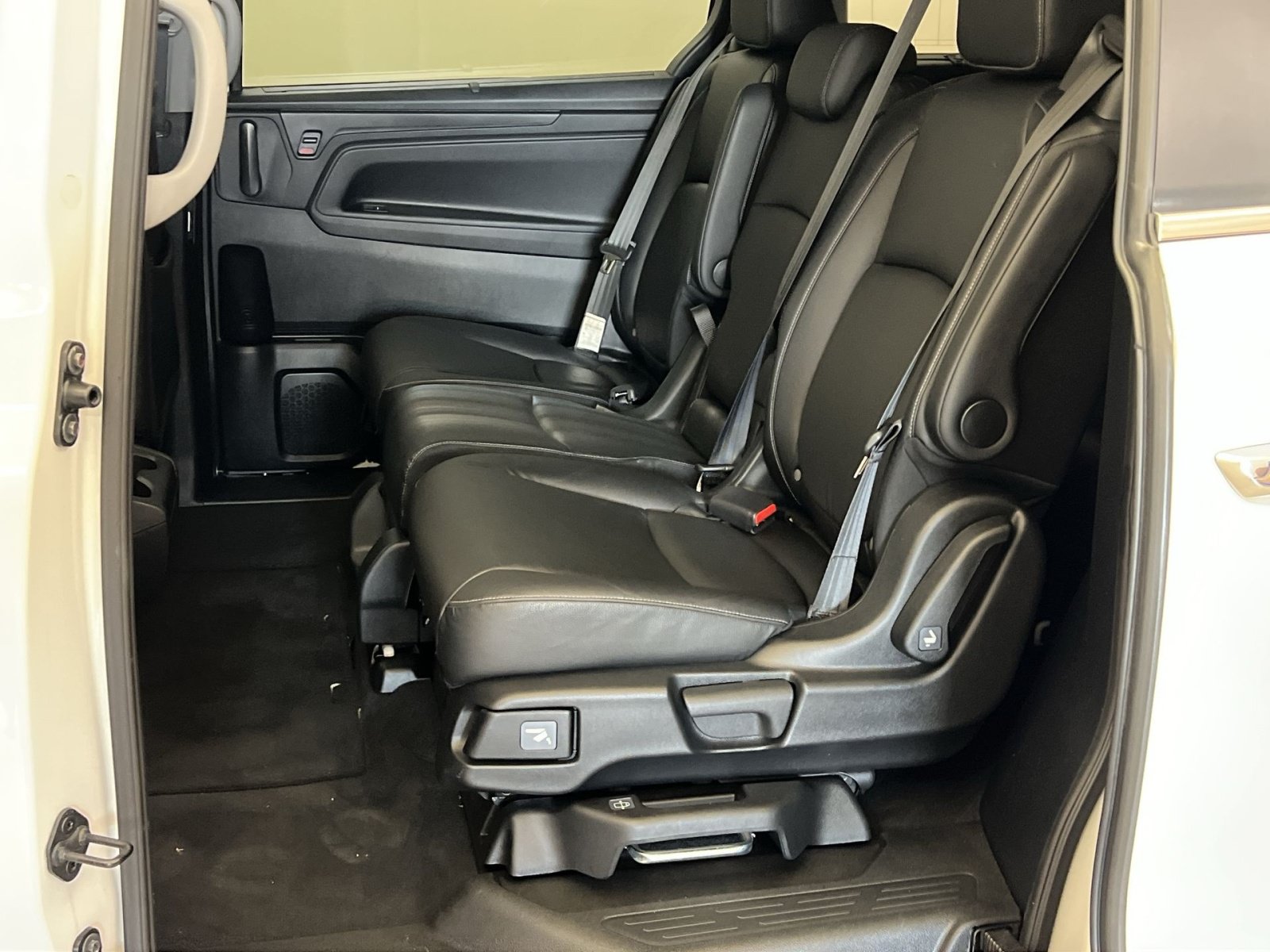 Used 2023 Honda Odyssey Touring image 24