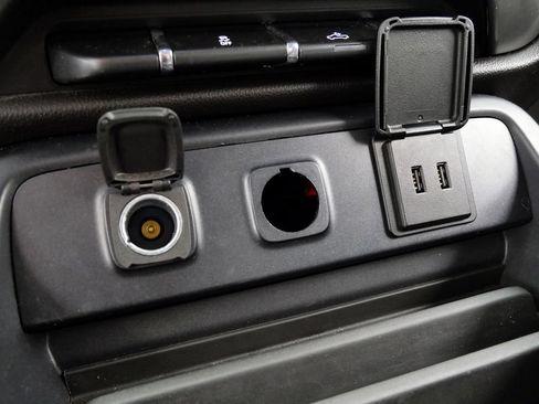 Used 2019 Chevrolet Silverado 3500 LT AWD/4WD image 29