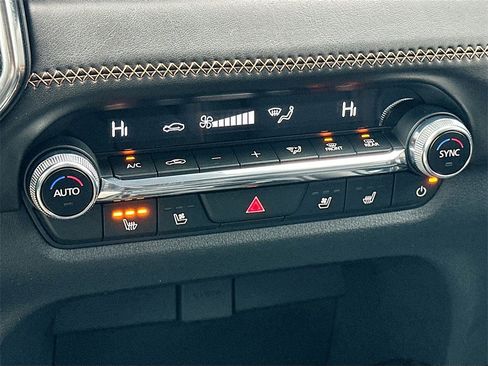 Used 2025 MAZDA CX-50 AWD 2.5 S w/ Premium Plus Pkg image 16