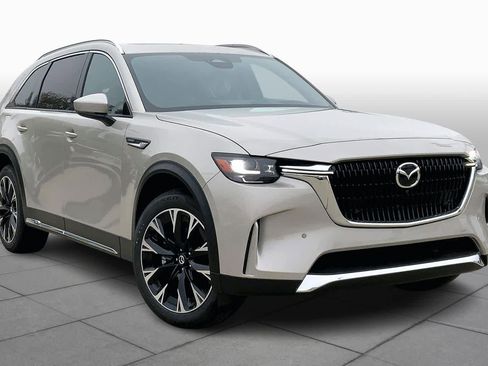 New 2026 MAZDA CX-90 Plug-In Hybrid w/ Premium Plus image 2