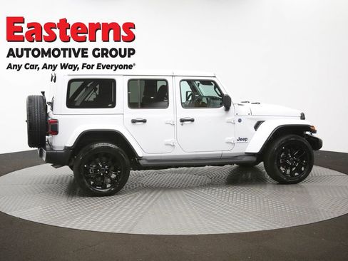 Used 2025 Jeep Wrangler Unlimited Sahara image 43