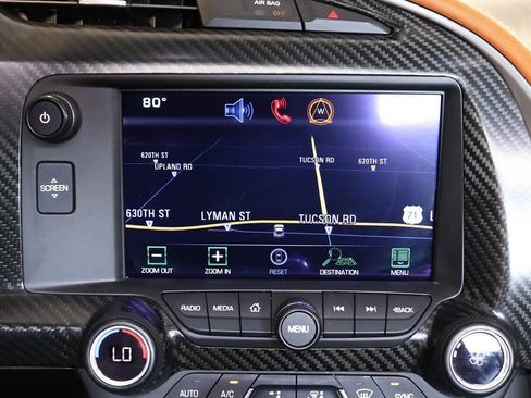 Used 2015 Chevrolet Corvette Z06 w/ 3LZ Preferred Equipment Group RWD image 16