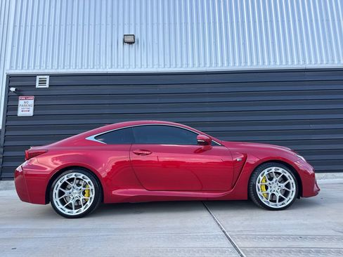 Used 2017 Lexus RC F w/ Premium Package RWD image 21