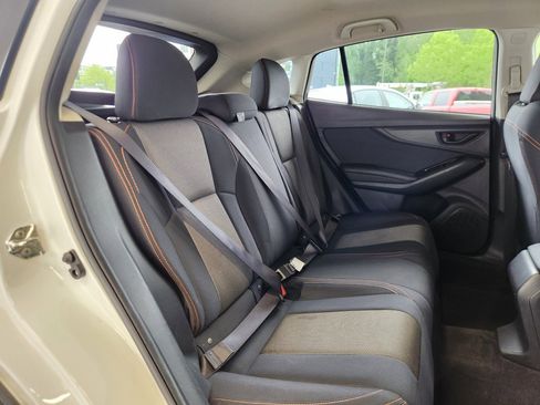 Used 2018 Subaru Crosstrek 2.0i Premium AWD/4WD image 17