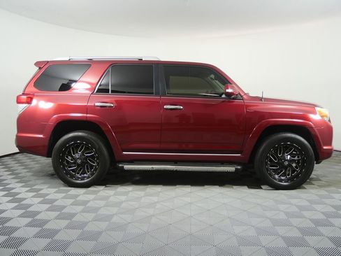 Used 2013 Toyota 4Runner SR5 w/ Premium Pkg AWD/4WD image 2
