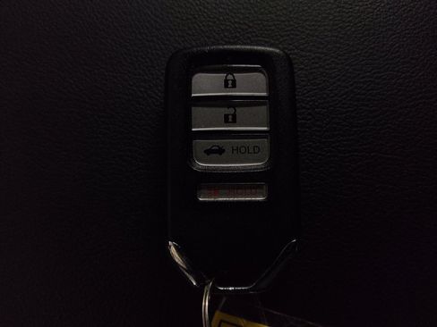 Used 2021 Honda Accord Sport image 32