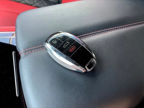 Used 2021 Bentley Continental GT Mulliner AWD/4WD image 32