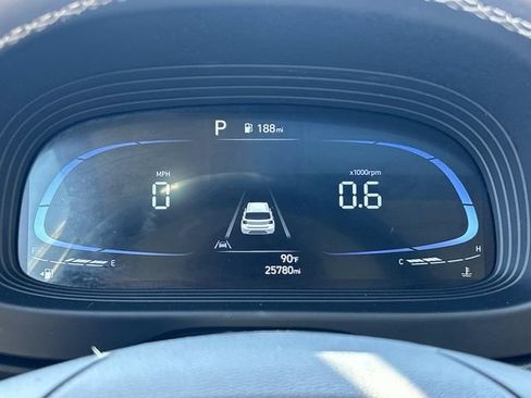 Certified 2024 Hyundai Venue SEL FWD image 20