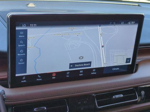 Certified 2023 Lincoln Nautilus Reserve w/ Monochromatic Package image 22