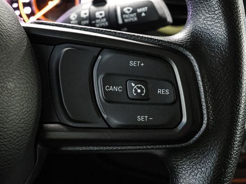 Used 2023 Jeep Wrangler Willys image 35