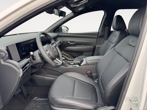 New 2025 Hyundai Tucson XRT image 9