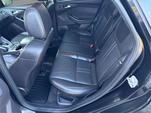 Used 2014 Ford Focus Titanium FWD image 11
