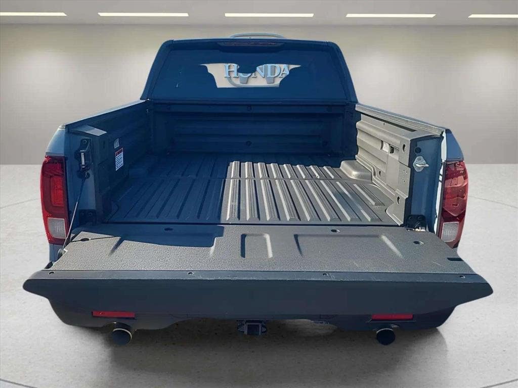 Used 2023 Honda Ridgeline Sport image 9