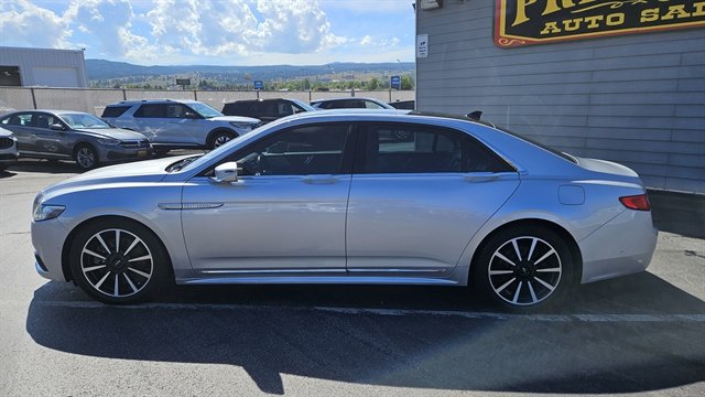 Used 2018 Lincoln Continental Reserve w/ Luxury Package AWD/4WD image 9