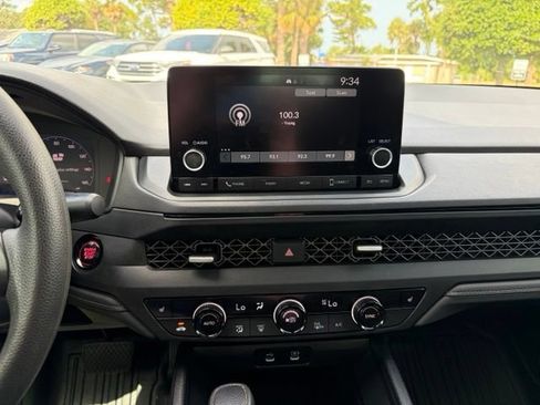Used 2024 Honda Accord EX image 22