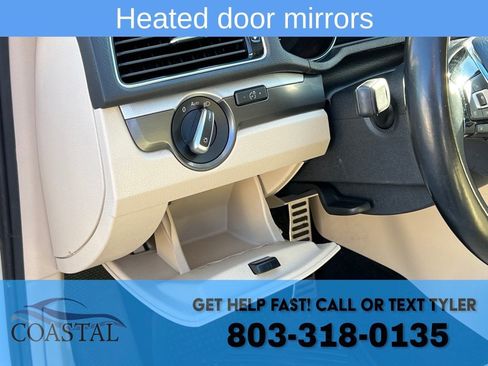 Used 2018 Volkswagen Passat 2.0T R-Line image 10