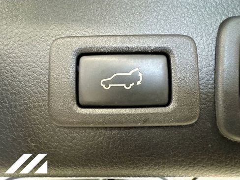 Used 2016 Subaru Forester 2.5i Limited w/ Popular Package #2 image 28